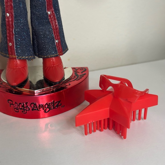 Bratz Rock Angels 20 Yearz Reproduction Sasha Fashion Doll Toy - Picture 5 of 7